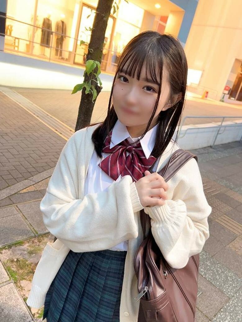 FC2-PPV-4504915 ※Limited quantity for the first time※ [Individual shooting, creampie] I love sex★ She&#039;s at an age where she wants to put a dick in her pussy★ Misaki-chan