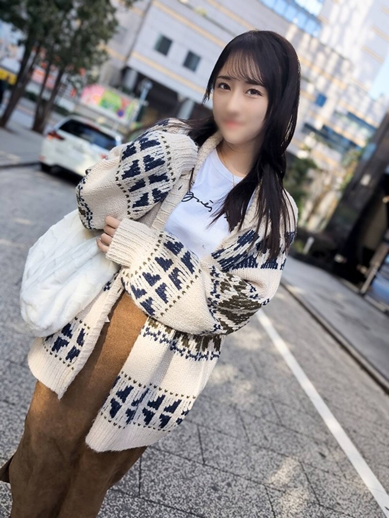 FC2-PPV-4720790 A super sexy, voluptuous, &quot;divine&quot; body! A super cute office worker, 25 years old, who I met at Machiappu, has a great vibe and gives me a blowjob and creampie, &quot;Yuichi&quot;