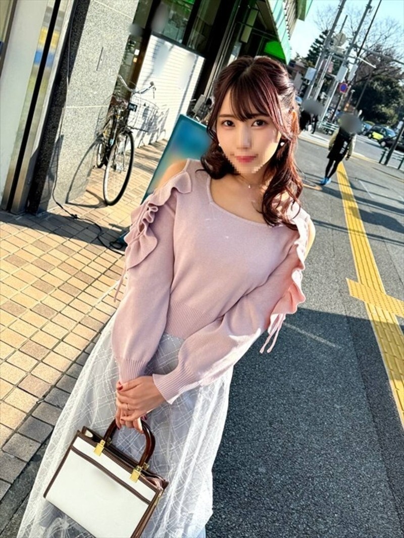 ⁣FC2-PPV-4739379 [G-cup big breasts] A lewd wife with a cheating fantasy. She moans and writhes in ec