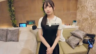 FC2-PPV-4761731 A 19-year-old with outstanding clarity, contrary to her appearance, she is extremely erotic and her vagina feels great.