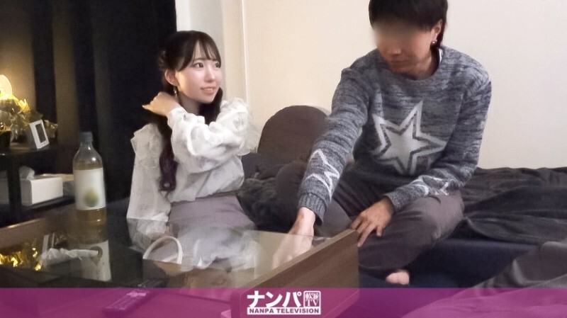 Poster for GANA-3237 "A veteran pick-up artist takes a girl back to his room for sex, secretly filming her having sex 403. Beautiful, bouncy breasts! Beautiful, bouncy buttocks! A pure body that's not used to having sex! We slip through the ironclad guard