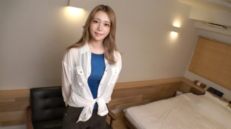 [UNCENSORED-LEAK]                     SIRO-5219 [Bristly gal] A cool gal with a height of 172cm appears! A role model gal who is so easy-going that she listens to everything you say! It feels so good that she squirts a lot from her hairy pussy! [First sh