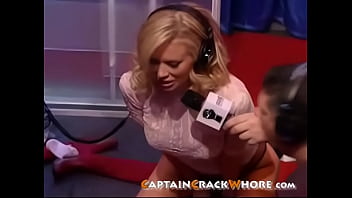 ⁣Jenna Jameson Cumming Hard