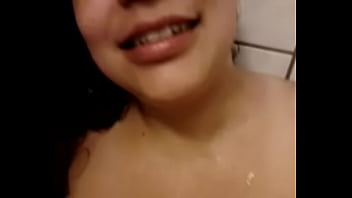 ⁣Horny Wife In Shower Sucking Cock