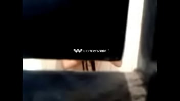 ⁣Mi Chola Bañandose