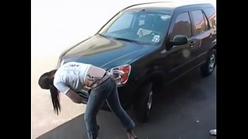 ⁣Hot Rods And Hot Girls