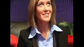 ⁣Amateur Business Milf Gives Great Blowjob